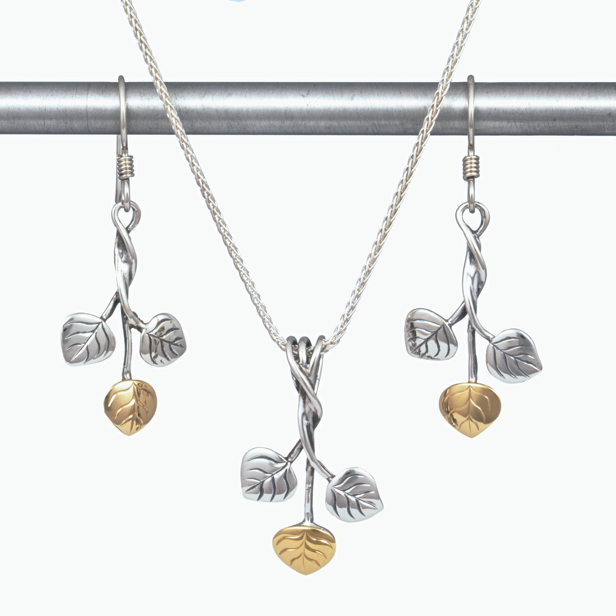 Three Leaf Aspen Pendant - Image 3