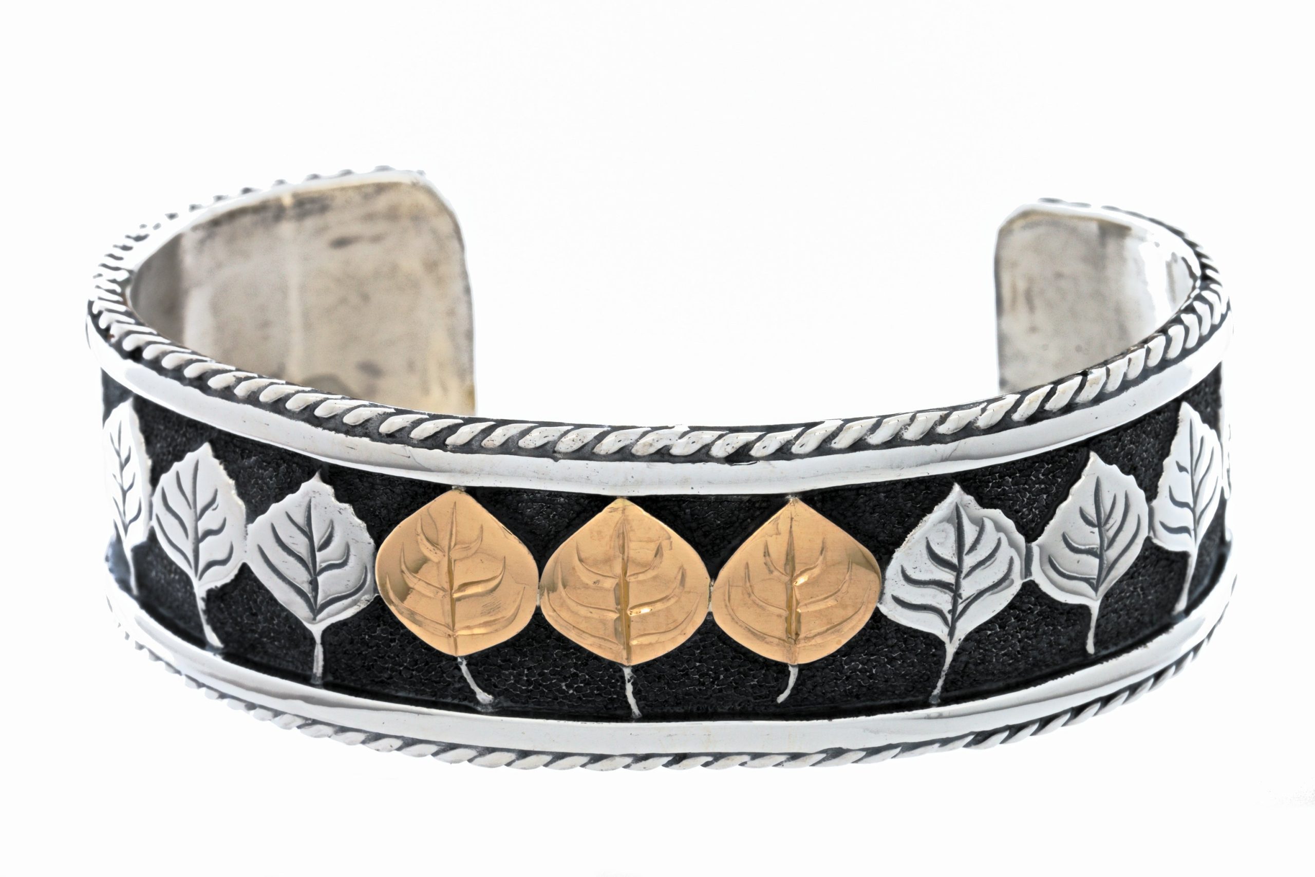 Aspen Cuff with Rope Border