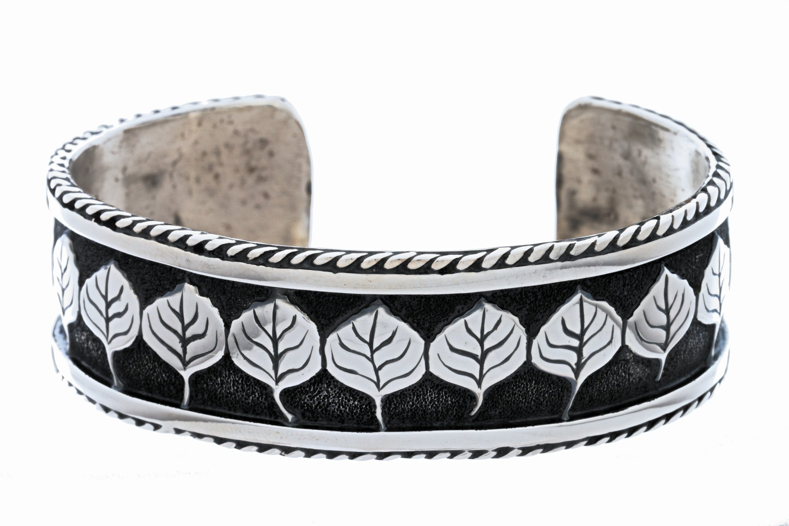 Aspen Cuff with Rope Border - Image 3