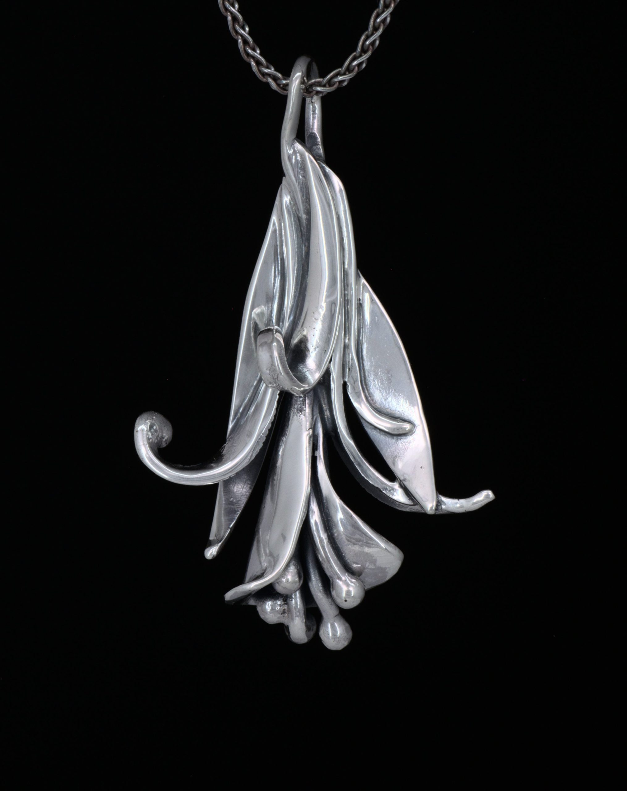 Calla Lily Pendant - Image 2