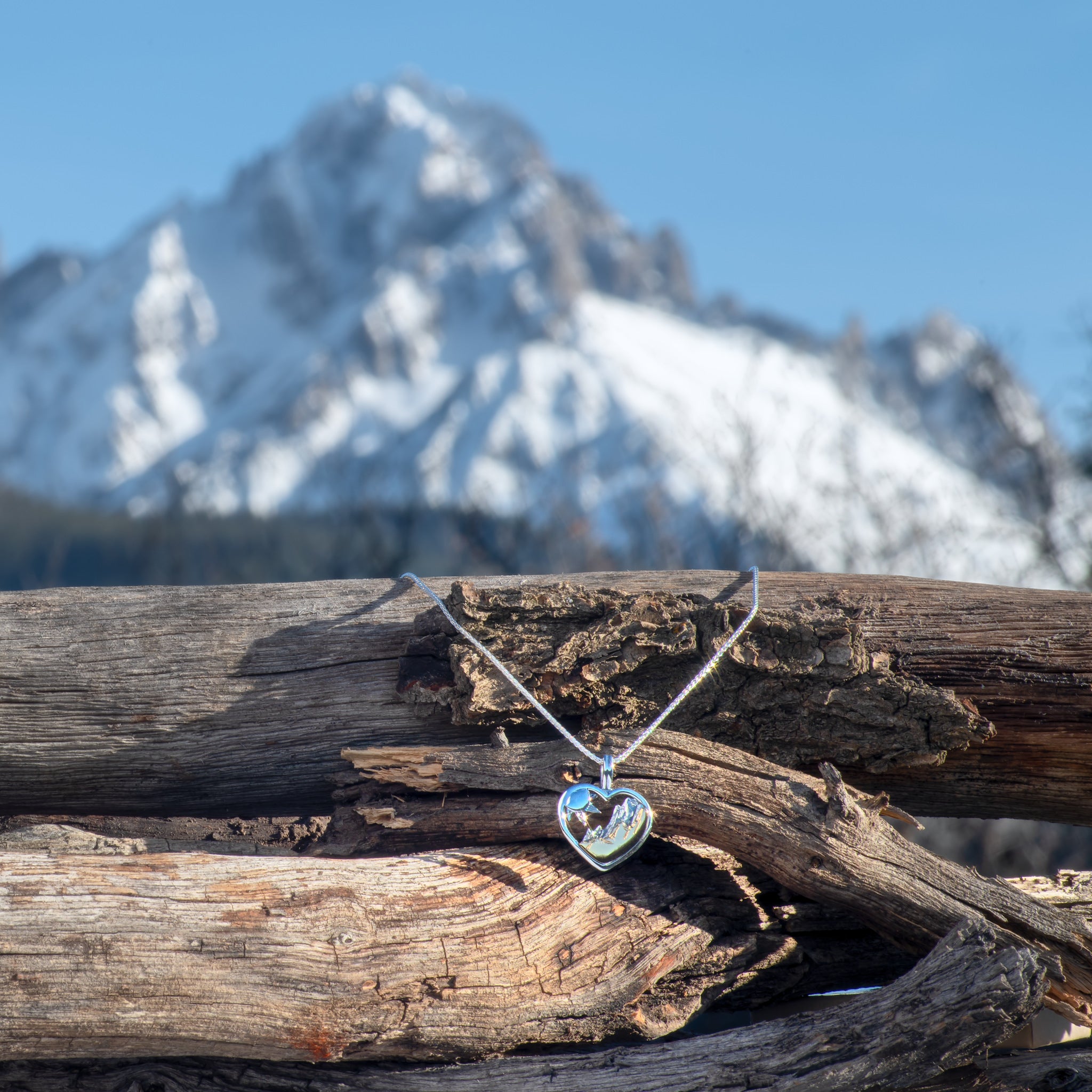 Mountain Heart Pendant - Image 2