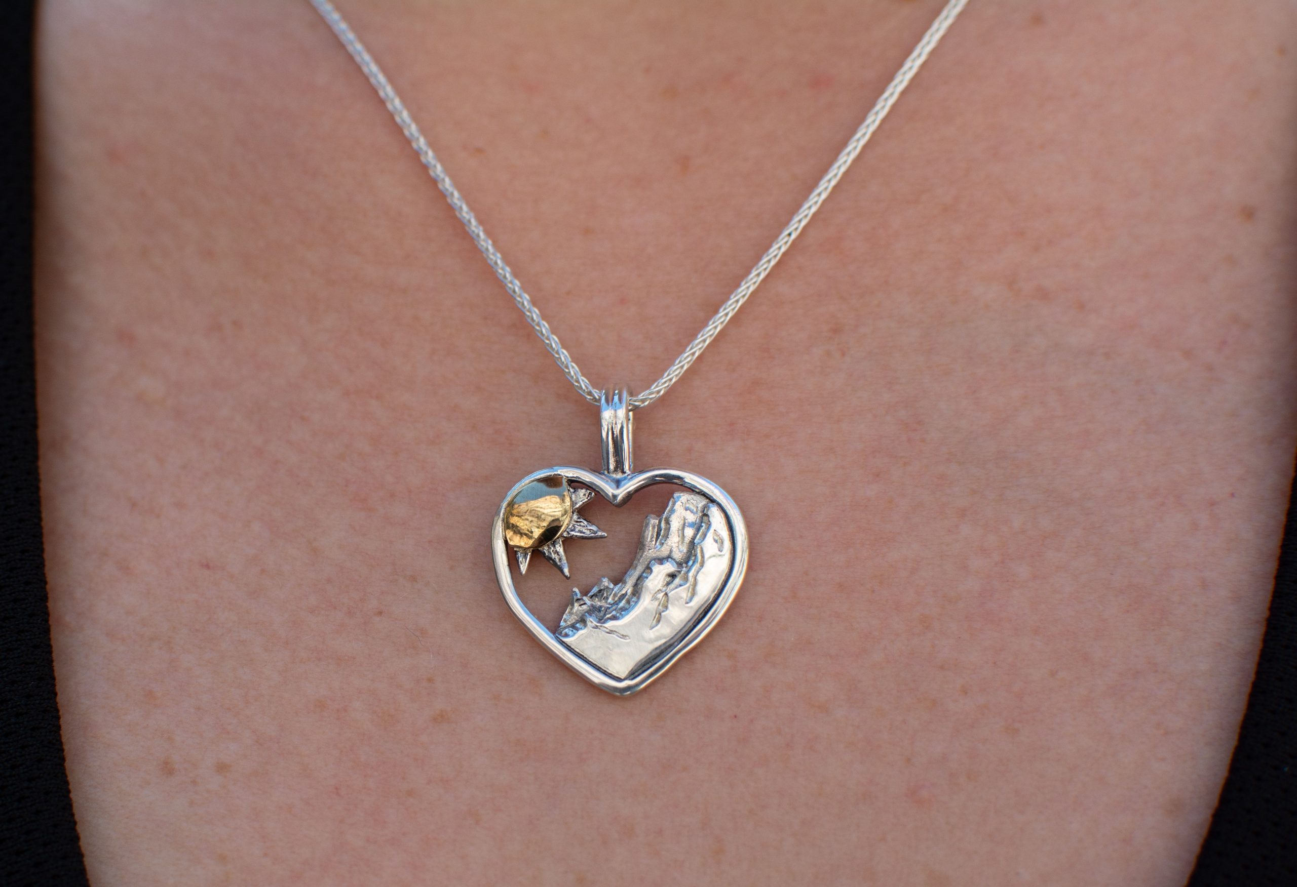 Mountain Heart Pendant - Image 5